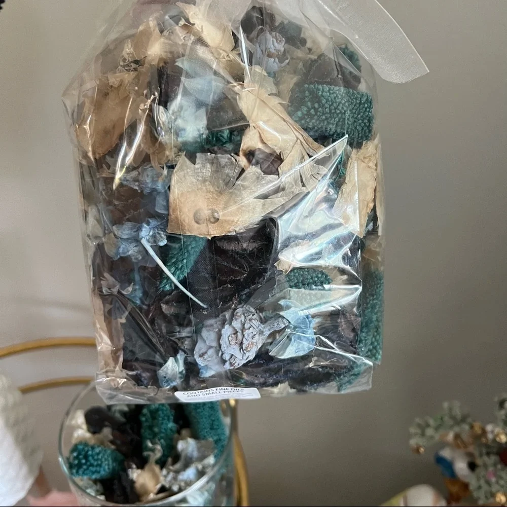 ⭐️ Blue Fragrance Botanical Dried Flower Mix Home Decor 12 oz